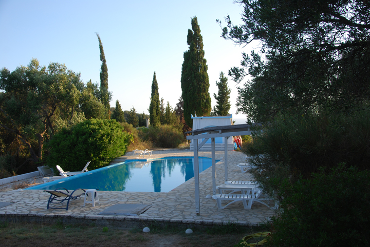 Tantra Urlaub in der Corfu Buddha Hall am Pool Tantra Urlaub in der Corfu Buddha Hall am Pool